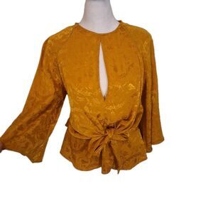 Jacquard Blouse Sz 4 Flare Sleeve Gold Unique Elegant Avant Garde Statement